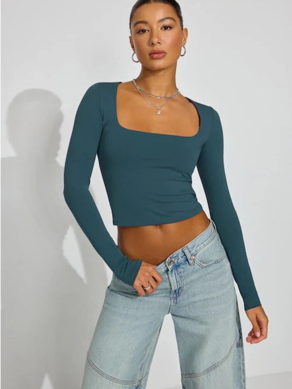 Hollister Square-Neck Long Sleeve Crop Top in Green